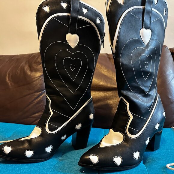 YRU SPACE COWGIRL HEART BOOT - Picture 3 of 7